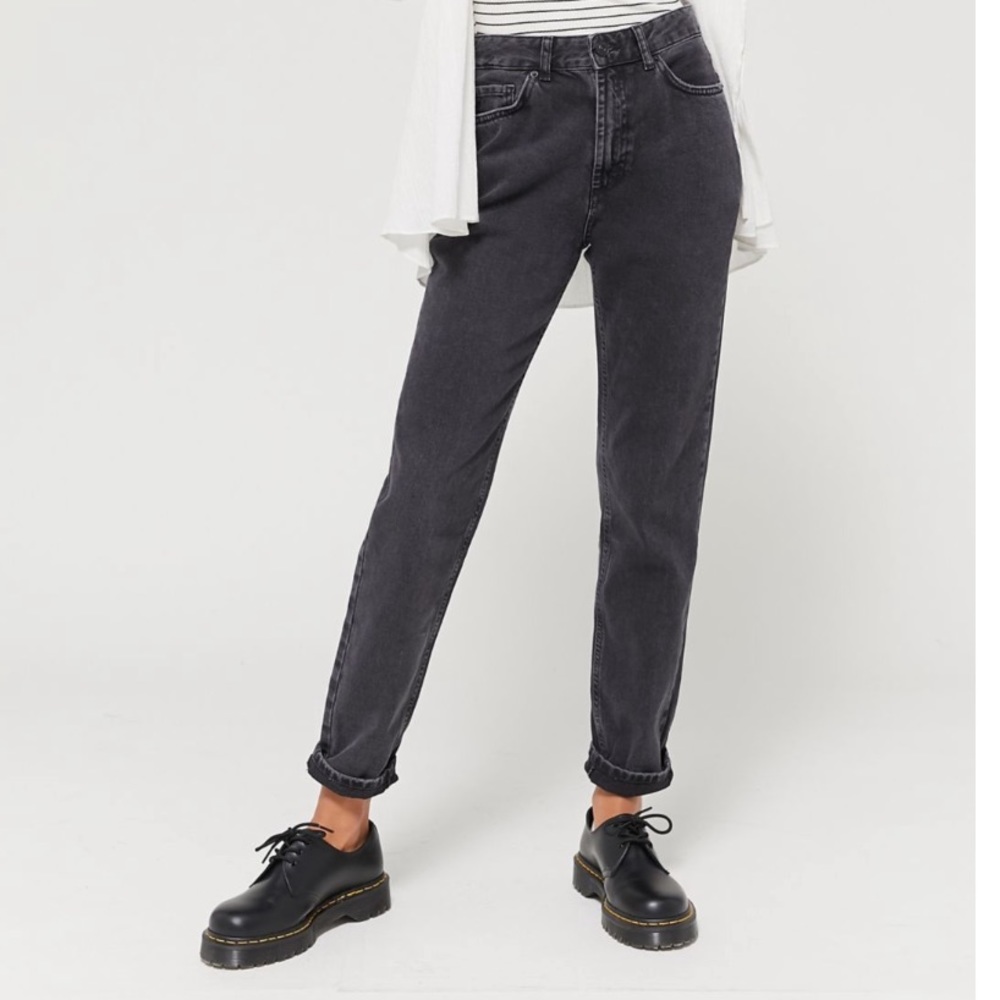 BDG mom style black jeans size 28